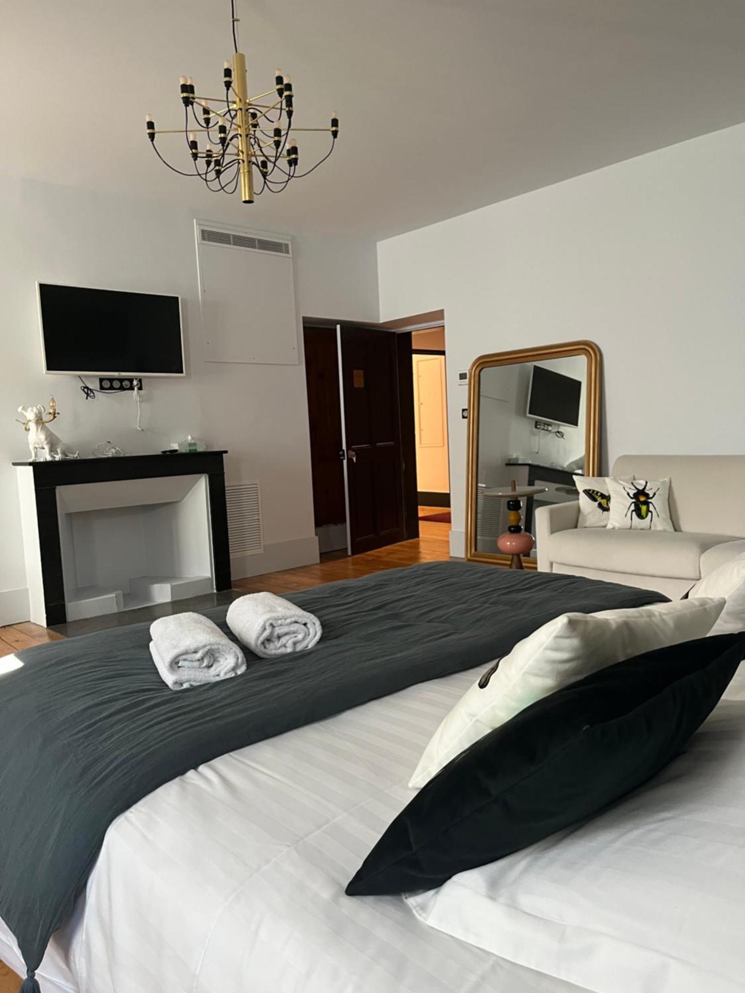 Domaine Clairfontaine Noyarey - Suites Junior Ngoại thất bức ảnh